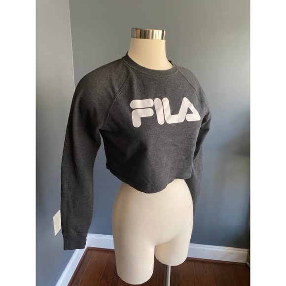 Fila gray cropped crewneck, size small - Picture 2 of 7